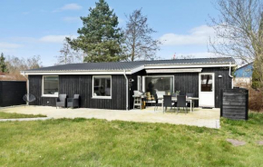 3 Bedroom Stunning Home In Rødby, Rødby